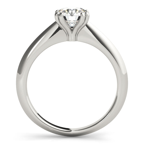 Perspective view of the 14K white gold double prong solitaire showcase.