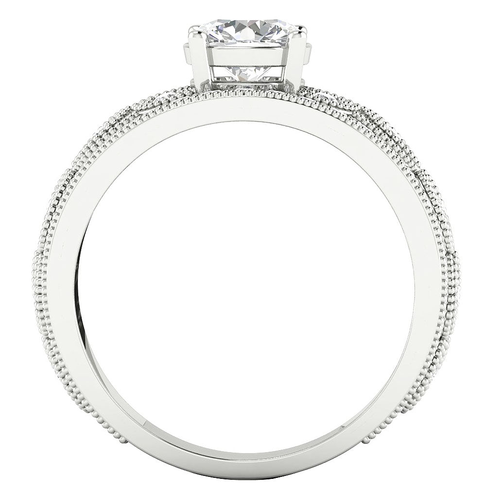 RoundDiamondWhiteGoldRingFrontView