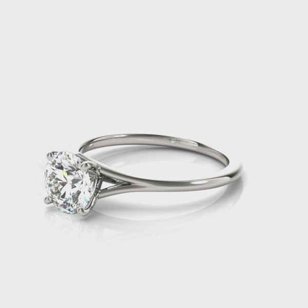 360-degree video showcase of the Split Shank Cathedral Ring